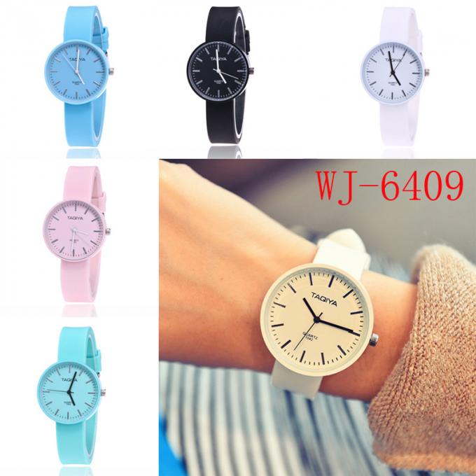 Φανταχτερές ανταλλάξιμες μινιμαλιστικές γυναίκες Wristwatch εμπορικών σημάτων wal-χαράς WJ9008 που μαρκάρονται το ρολόι γυναικών σιλικόνης